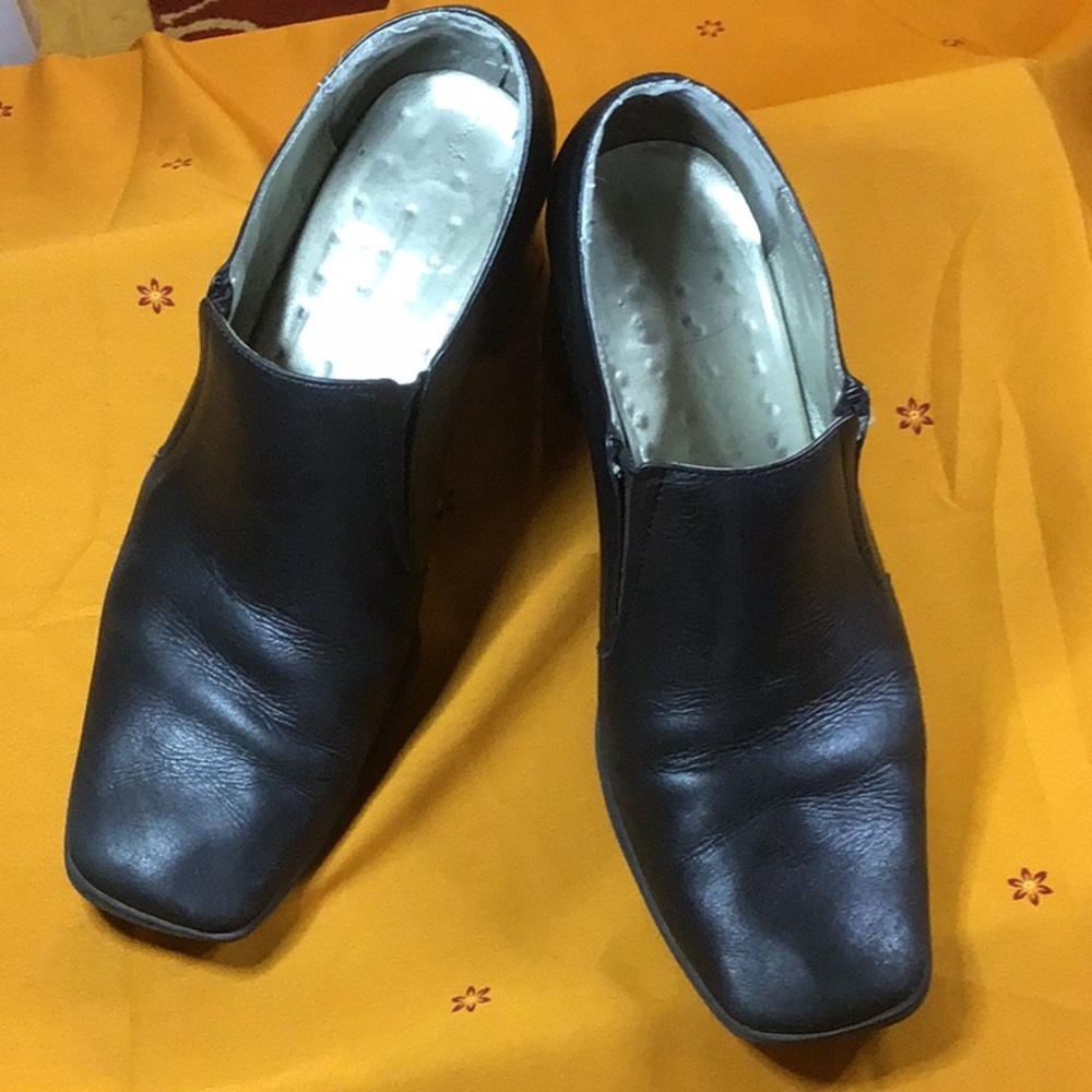 Ladies crossover boot